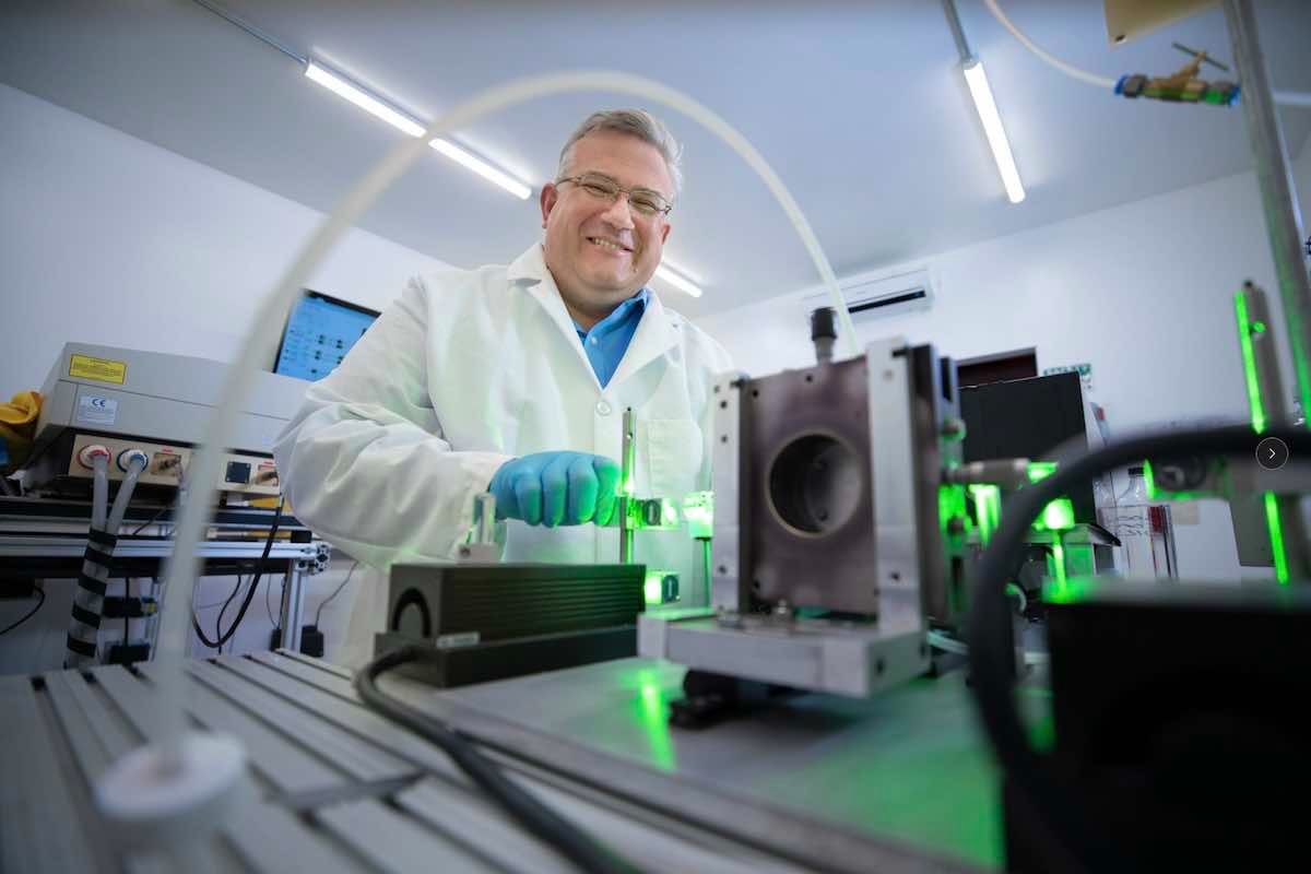 William Niedermeyer with EVOQ lasers